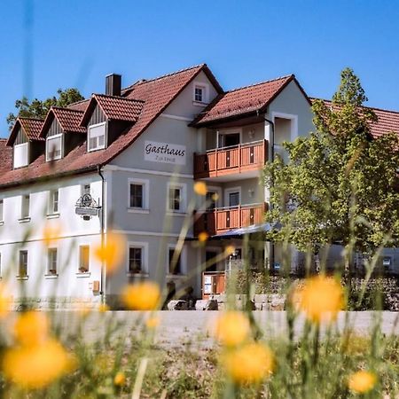 Gasthaus zur Linde Dombuhl Exterior foto