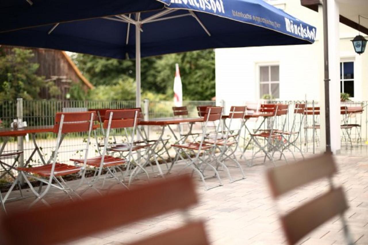 Gasthaus zur Linde Dombuhl Exterior foto